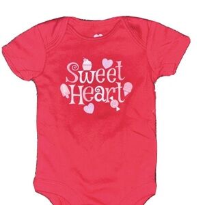 Baby Girls Valentine's Day Sweetheart Bodysuit + Matching Bow 3-6 months NWT